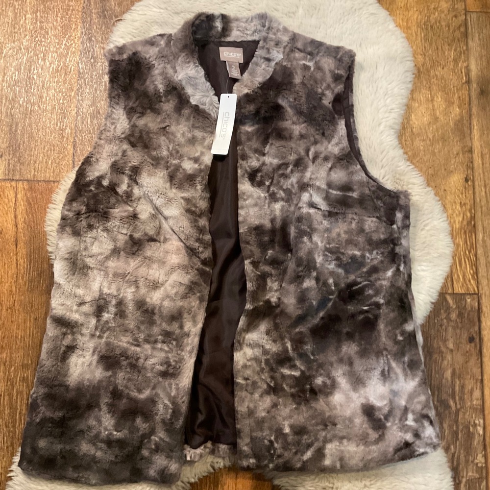 Chicos Faux Fur Vest Size 2 Large Brown Tan Soft‎ Cozy Womens NWT
